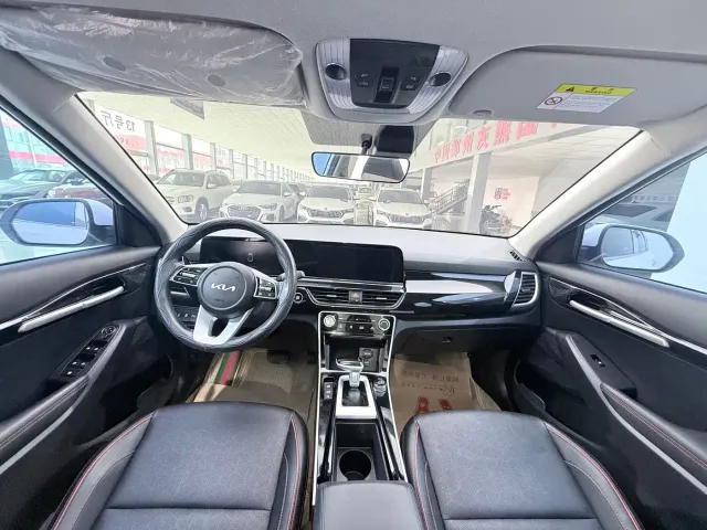 Kia Seltos — Фото автомобиля 9