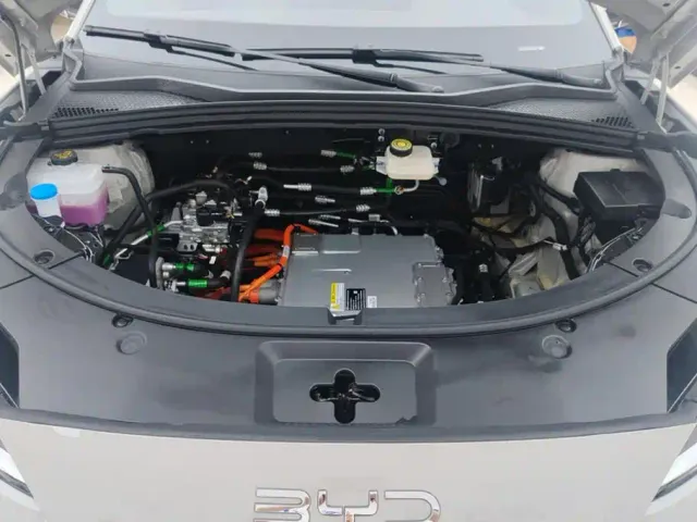 BYD Song PLUS — Фото автомобиля 10