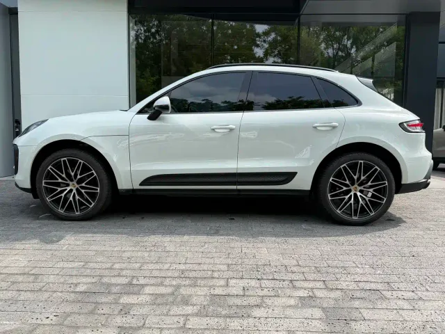 Porsche Macan — Фото автомобиля 4