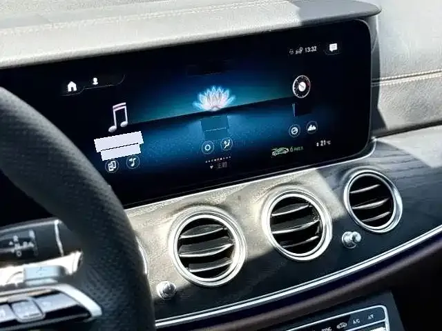 Mercedes-Benz E-Class — Фото автомобиля 9