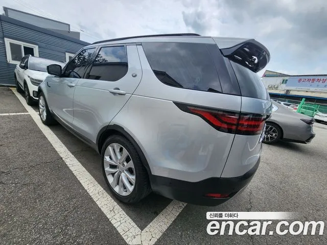 Land Rover Discovery — Фото автомобиля 7