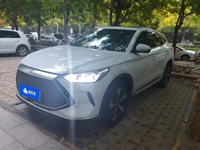 Фотография автомобиля — BYD Song PLUS