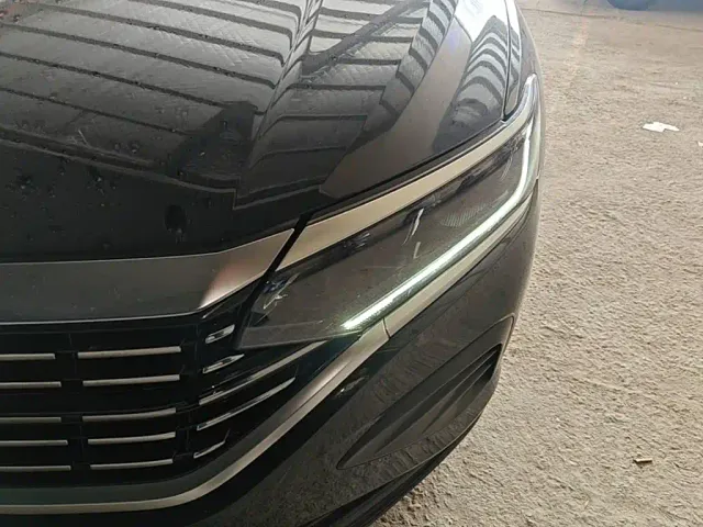 Volkswagen Passat — Фото автомобиля 23