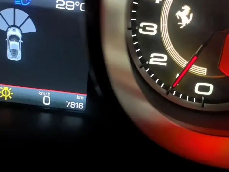 Ferrari Ferrari F8 2019 Tributo 3.9T V8 — Фото автомобиля 16