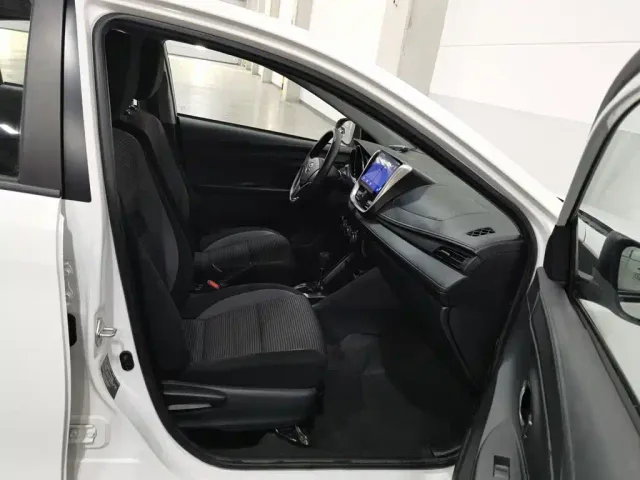 Toyota Vios — Фото автомобиля 23