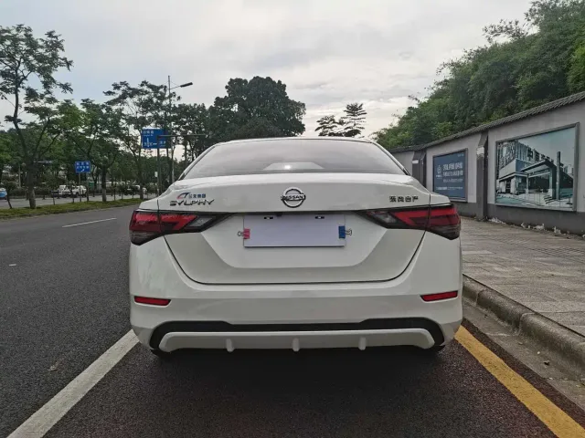 Nissan Sylphy — Фото автомобиля 10