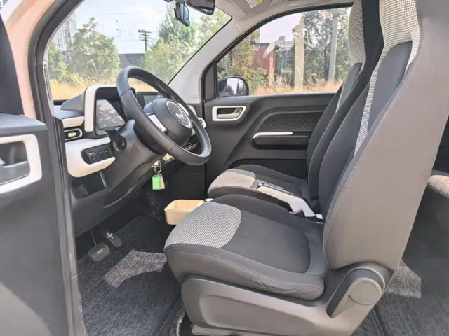 Wuling Hongguang Mini EV — Фото автомобиля 8
