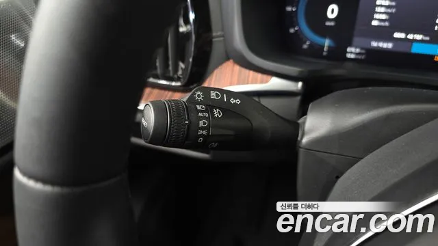 Вольво V60 V60 Cross Country 2 поколение B5 Ultimate AWD — Фото автомобиля 30