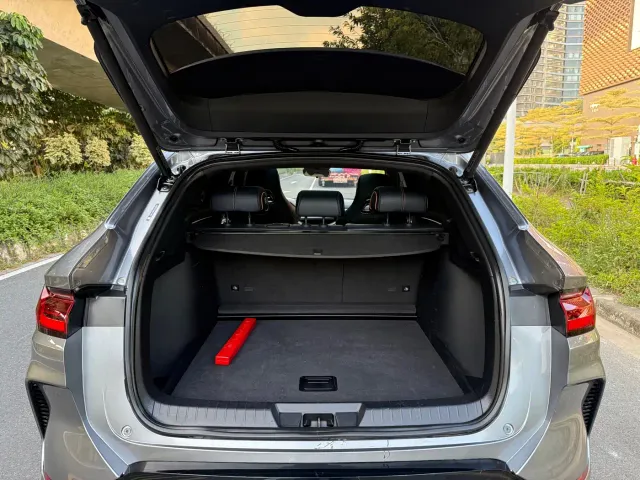BYD Song PLUS — Фото автомобиля 30
