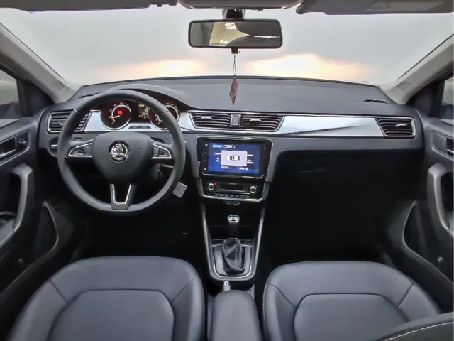 Škoda Rapid 2022 1.5L Automatic Comfort Edition — Фото автомобиля 8