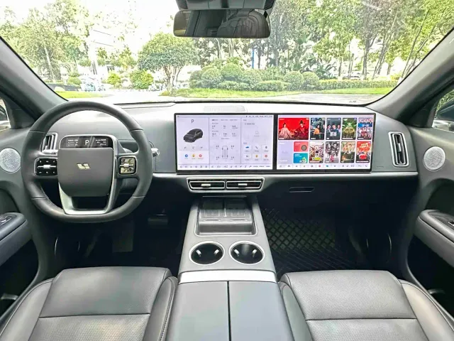 Li Auto L7 — Фото автомобиля 14