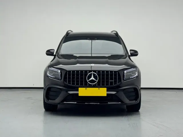 Mercedes-Benz GLB AMG — Фото автомобиля 4