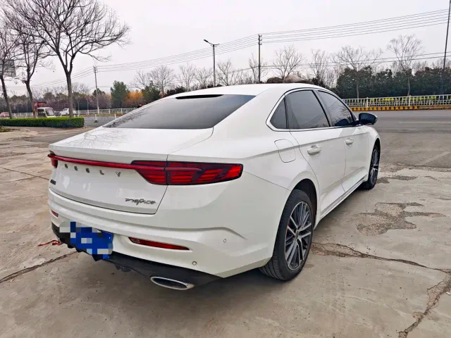 Geely Xingrui — Фото автомобиля 4