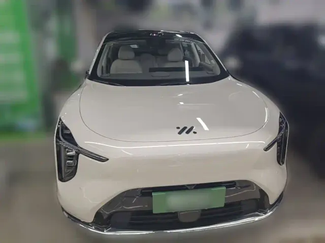 IM Motors LS6 — Фото автомобиля 4