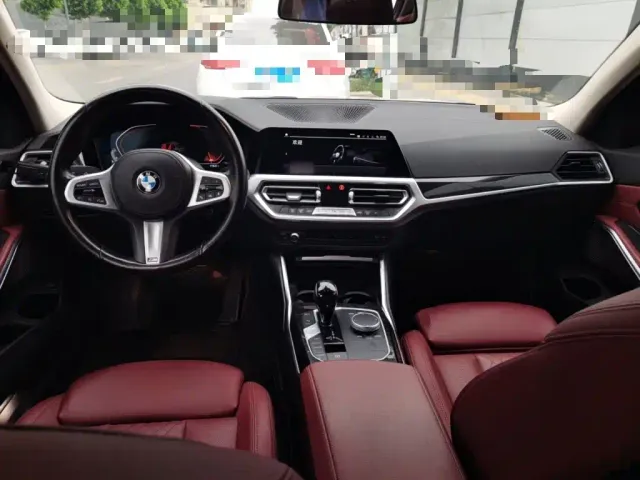 BMW 3 Series — Фото автомобиля 12