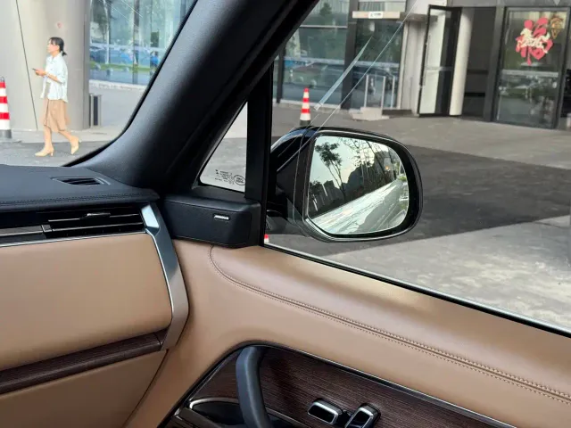 Land Rover Range Rover — Фото автомобиля 21
