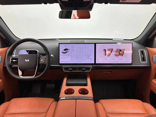Li Auto L7 — Фото автомобиля 10