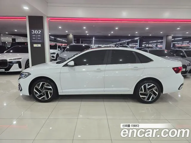 Volkswagen Jetta — Фото автомобиля 3