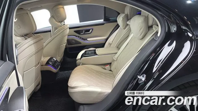 Mercedes-Benz S-Class — Фото автомобиля 12