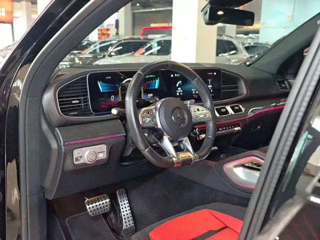 Mercedes-Benz GLE Coupe AMG — Фото автомобиля 17