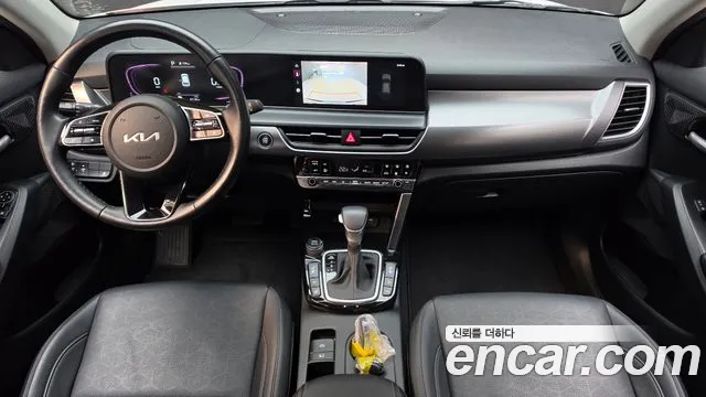 Kia Seltos New — Фото автомобиля 10