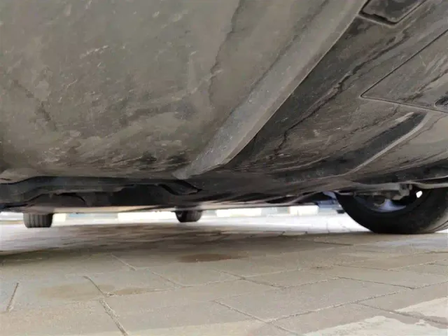 Tesla Model 3 — Фото автомобиля 17