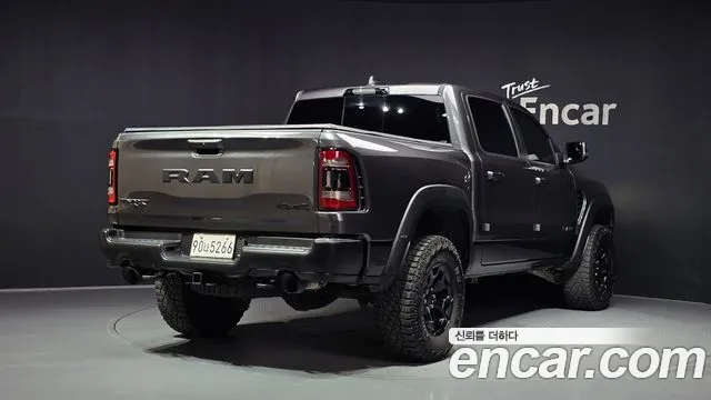 Dodge Ram Pick Up — Фото автомобиля 2