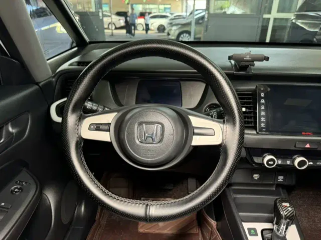 Honda Fit — Фото автомобиля 9