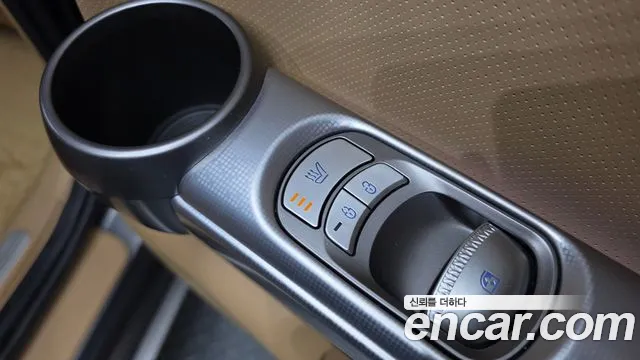 Genesis GV60 — Фото автомобиля 27