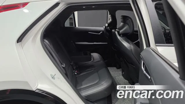 Kia Niro The All New Niro Signature — Фото автомобиля 12