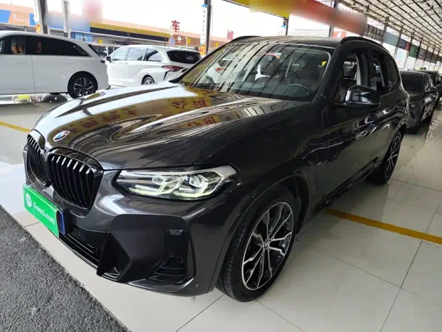 Фотография автомобиля — BMW X3