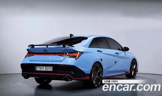 Hyundai AVANTE — Фото автомобиля 2