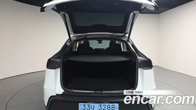 Tesla Model Y Модель Y — Фото автомобиля 6