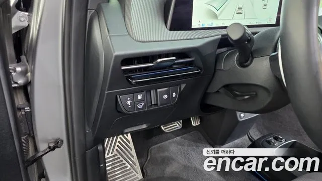 Kia EV6 — Фото автомобиля 17