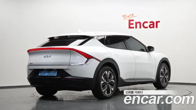Kia EV6 — Фото автомобиля 2