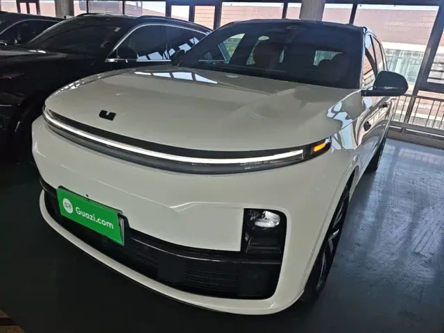 Фотография автомобиля — Li Auto L7