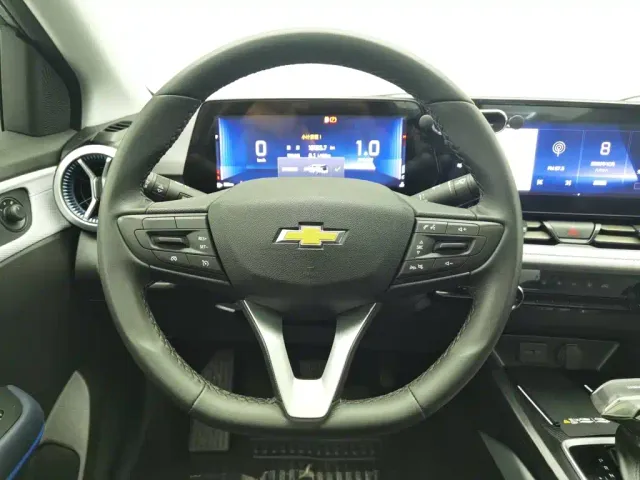 Chevrolet Monza — Фото автомобиля 11