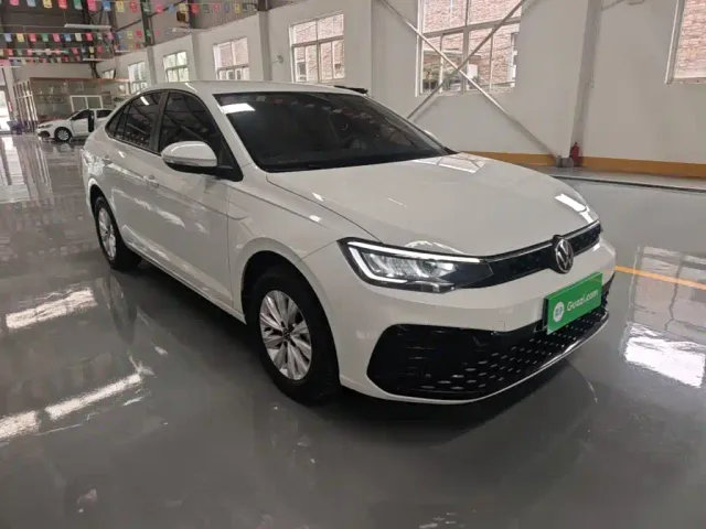 Volkswagen Lavida — Фото автомобиля 21