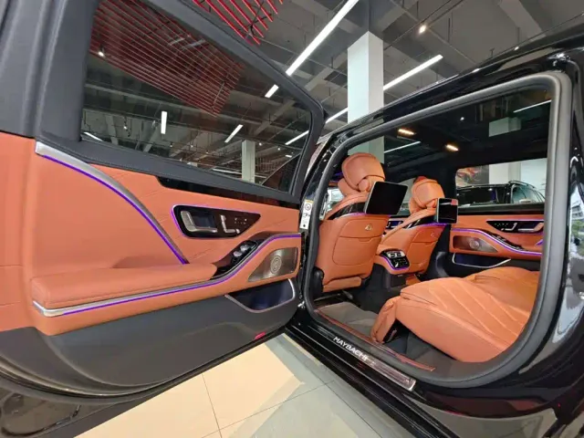 Mercedes-Benz Maybach S-Class — Фото автомобиля 28