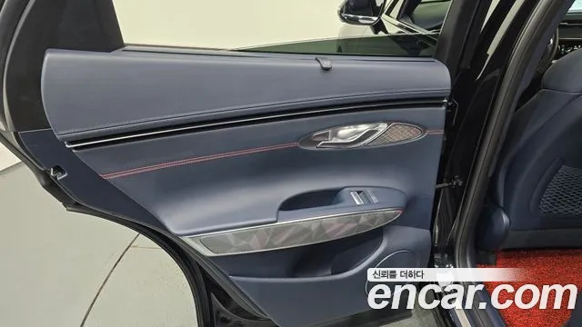 Genesis GV70 3.5T Бензин AWD — Фото автомобиля 20