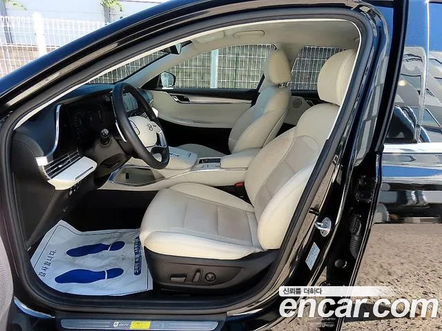 Hyundai Grandeur (New) Hybrid — Фото автомобиля 5