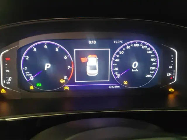 Volkswagen Passat — Фото автомобиля 14