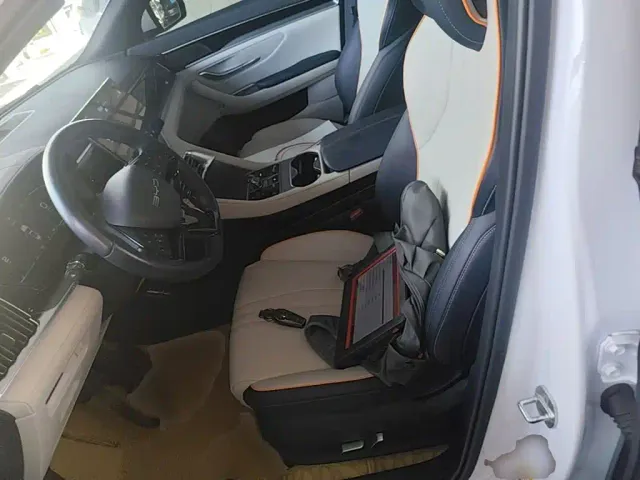 BYD Song PLUS — Фото автомобиля 14
