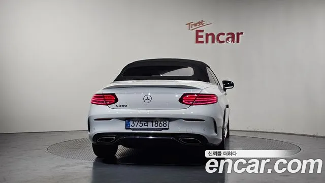 Mercedes-Benz C-Class — Фото автомобиля 4