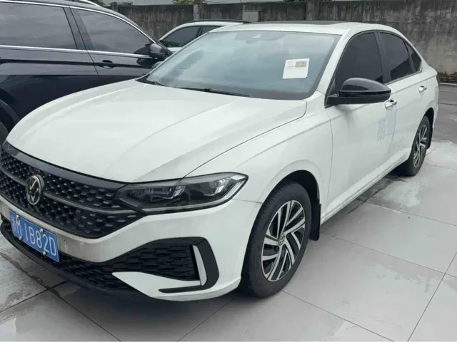Фотография автомобиля — Volkswagen Lavida