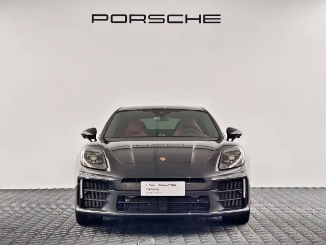 Porsche Panamera — Фото автомобиля 2