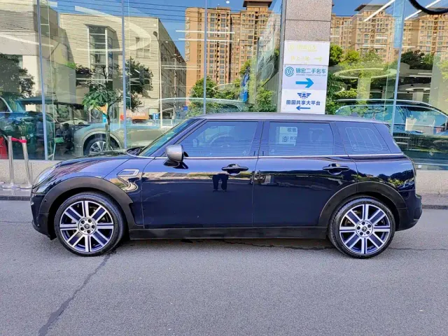 MINI Clubman — Фото автомобиля 3