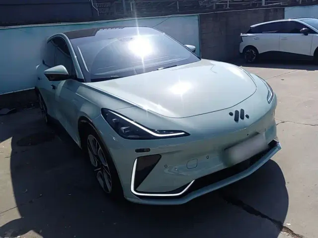 IM Motors IM LS7 — Фото автомобиля 3