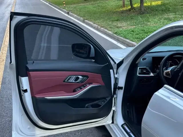 BMW 3 Series — Фото автомобиля 5