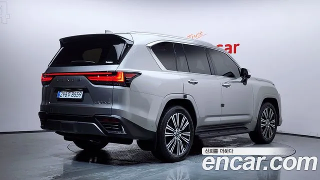 Lexus LX — Фото автомобиля 2